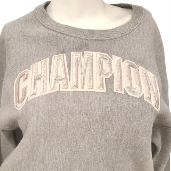 Women's Gray CHAMPION Logo Sweatshirt Size XS - Picture 3 of 9